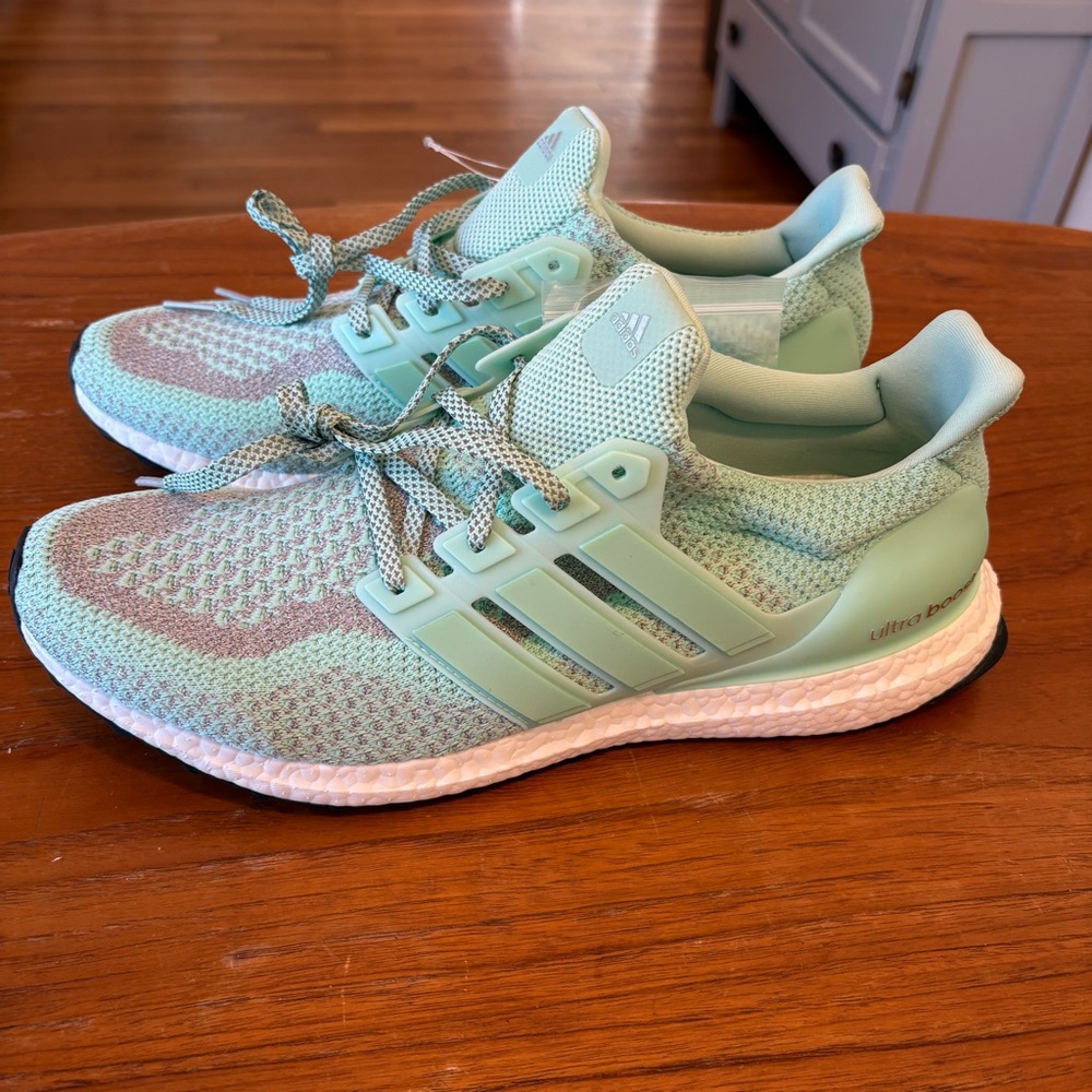 NWT!  Men’s adidas Ultraboost 2.0 LTD.  Lady Liberty!  Size 11.5 - Picture 2 of 6